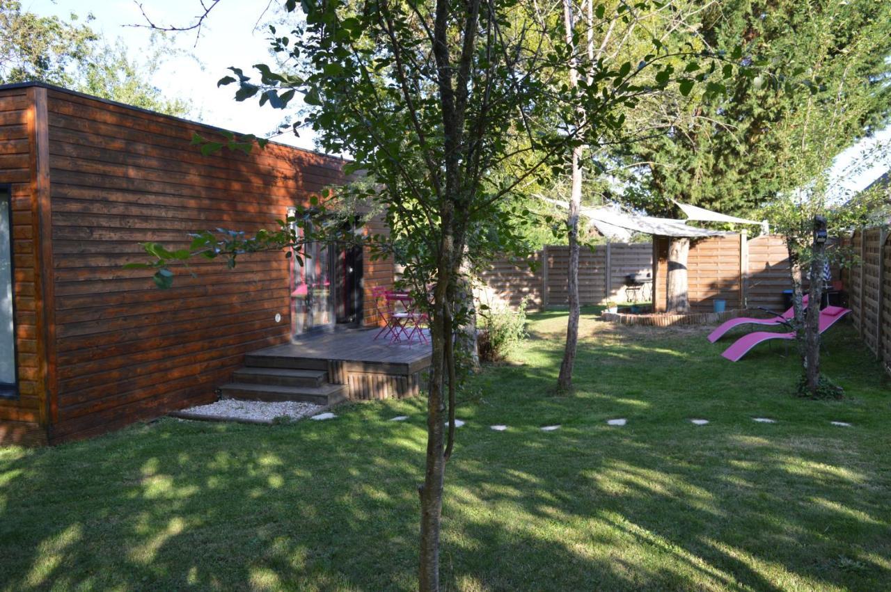 Au Coeur Du Bien-Etre, Chalet Avec Piscine Chauffee Et Couverte, Spa, Sauna, Massages Monteaux Exterior photo